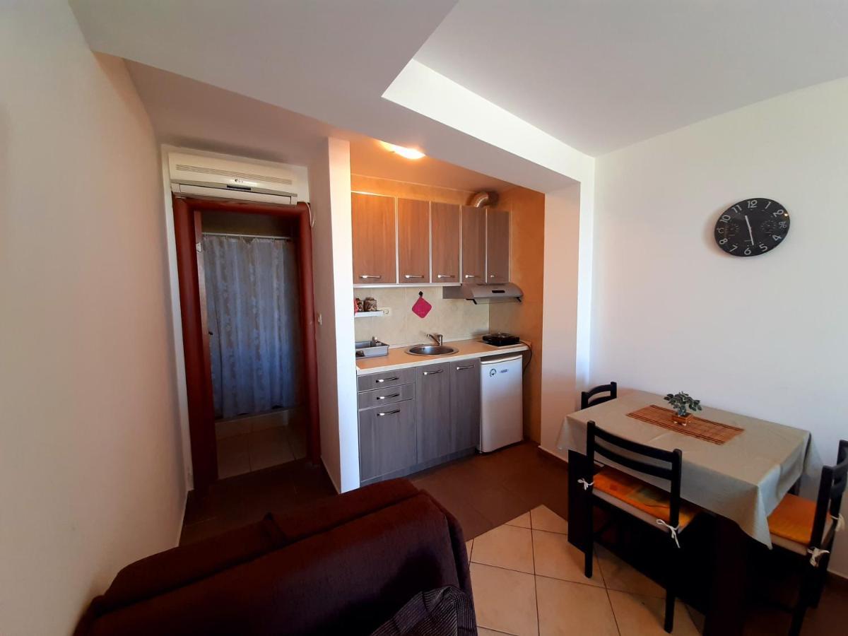 Rakocevic Apartments Petrovac Εξωτερικό φωτογραφία