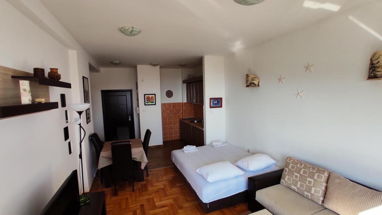 Rakocevic Apartments Petrovac Εξωτερικό φωτογραφία