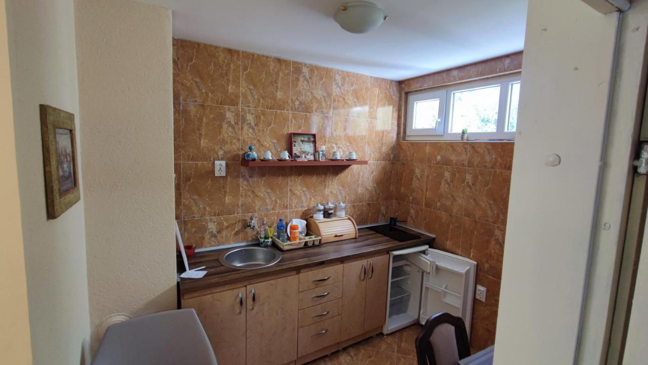 Rakocevic Apartments Petrovac Εξωτερικό φωτογραφία