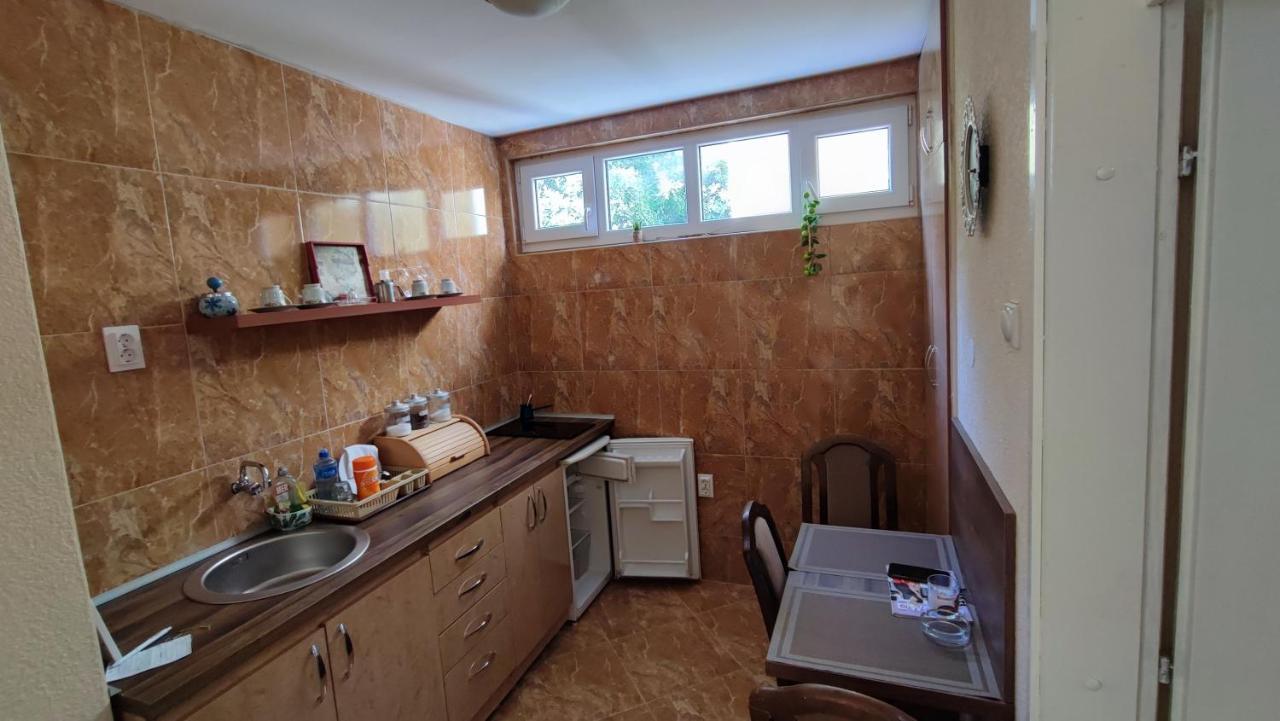 Rakocevic Apartments Petrovac Εξωτερικό φωτογραφία